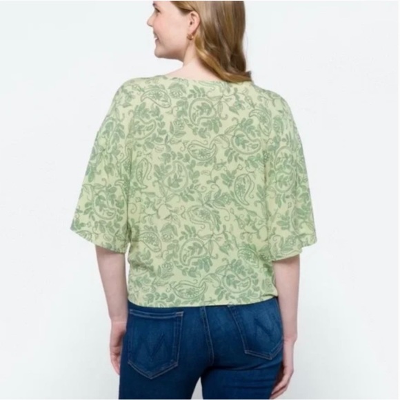 LUQ Green Paisley Blouse with Tie Front Size Large - Picture 2 of 12